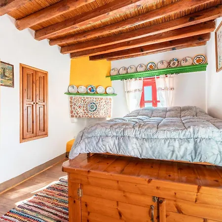 Tis Manas בית נופש